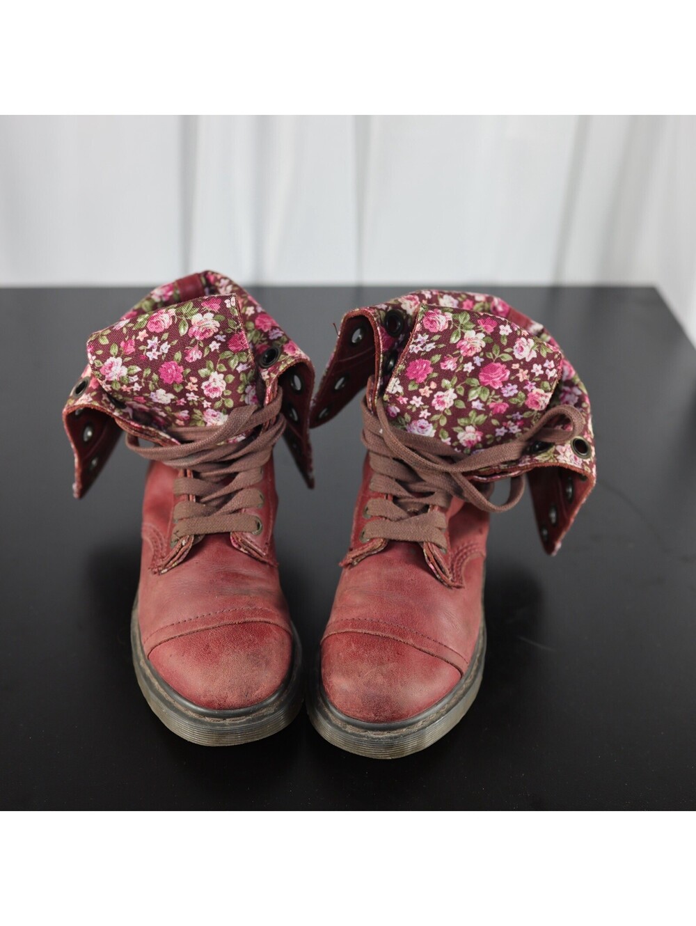 Dr. Martens Women's Size 7 Red Leather Floral Fold-Over Combat Boots